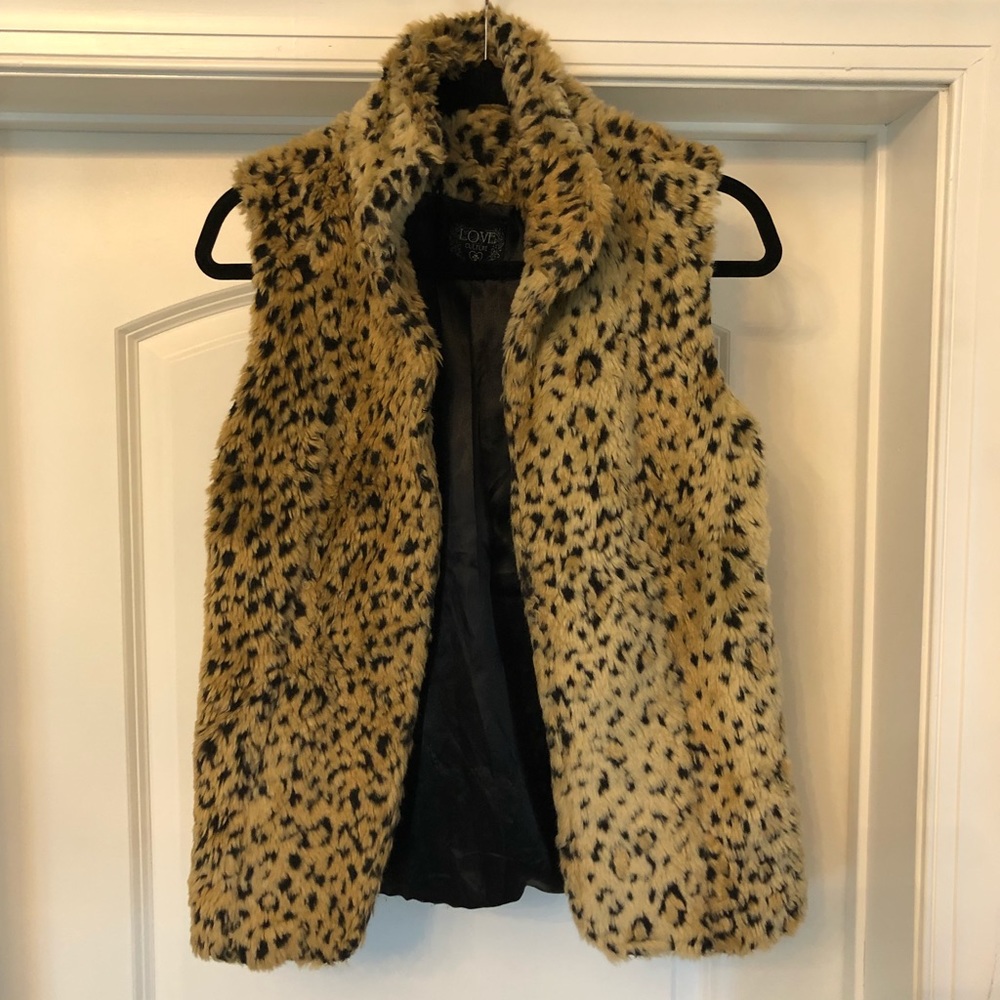 LOVE CULTURE fur vest